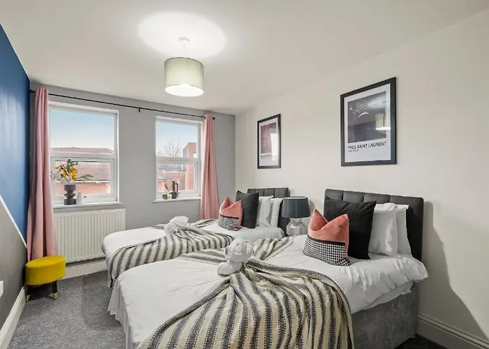 Stylish Penthouse - Private Rooftop