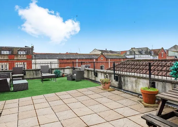 Stylish Penthouse - Private Rooftop Apartament *