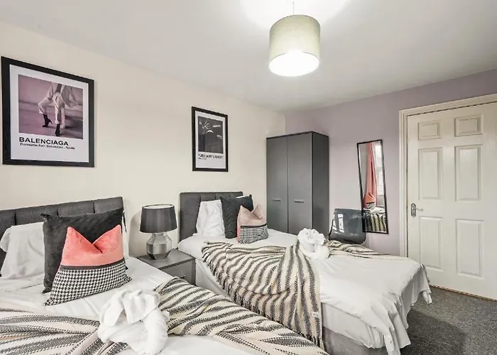 Stylish Penthouse - Private Rooftop * Bristol