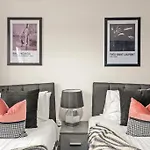 Stylish Penthouse - Private Rooftop Apartamento Bristol