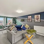 Stylish Penthouse - Private Rooftop Apartamento Bristol