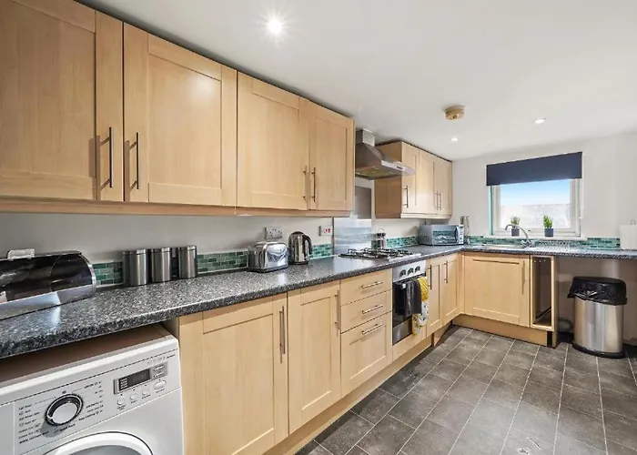 Stylish Penthouse - Private Rooftop *