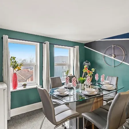 Stylish Penthouse - Private Rooftop דירה בריסטול